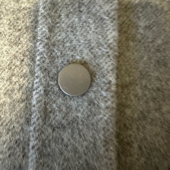 New with tag Oversized Wool-Cashmere Jacket size Medium - Picture 11 of 14